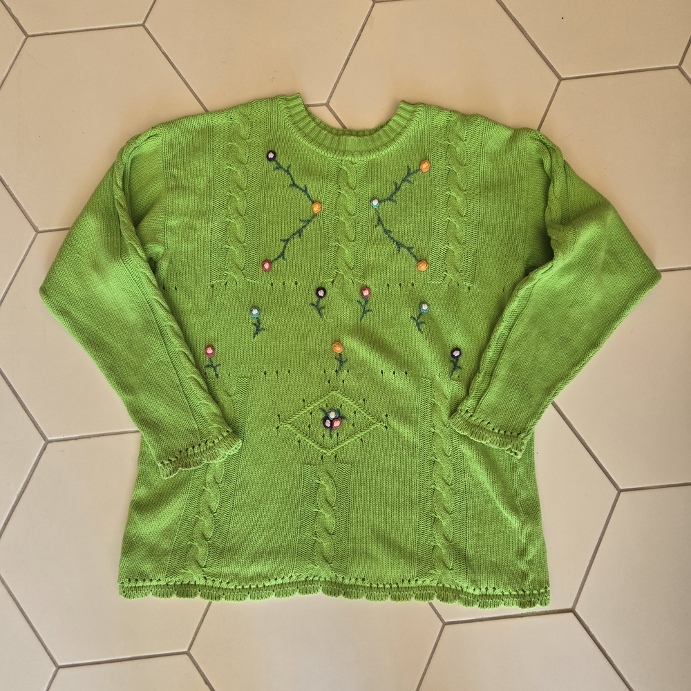 Vintage cotton artisinal chilean Green Knit Sweater with Floral Embroidery